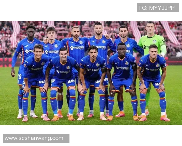 曼彻斯特城迎战多特蒙德双方争夺欧洲赛场荣耀之战